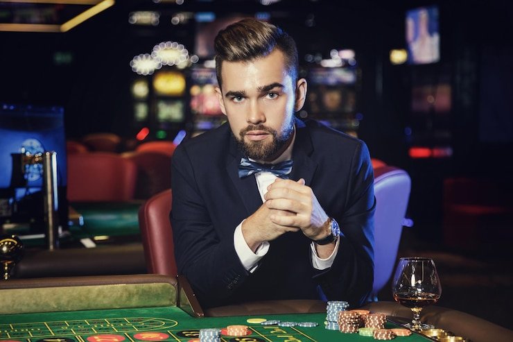 Antarmuka mobile bulan togel menampilkan berbagai produk gaming dari sportsbook hingga slot